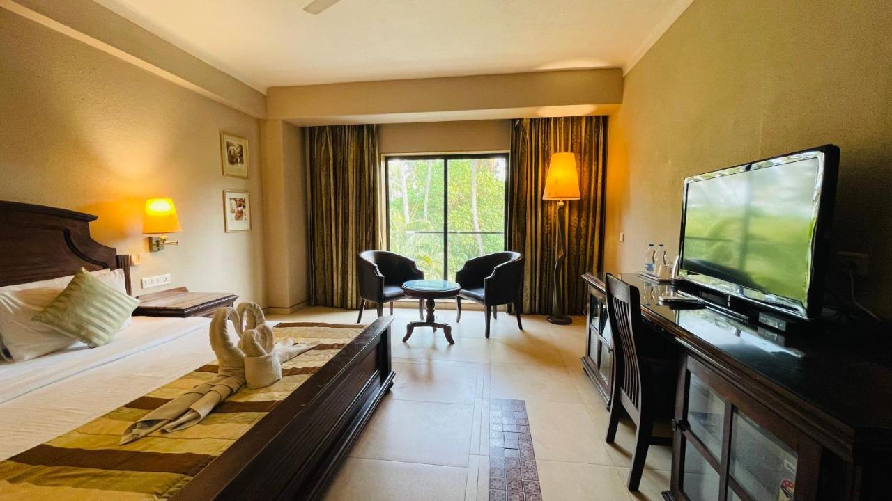 Neelam The Glitz Hotel Calangute Ngoại thất bức ảnh