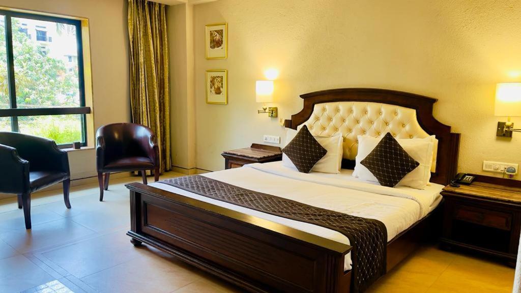 Neelam The Glitz Hotel Calangute Ngoại thất bức ảnh