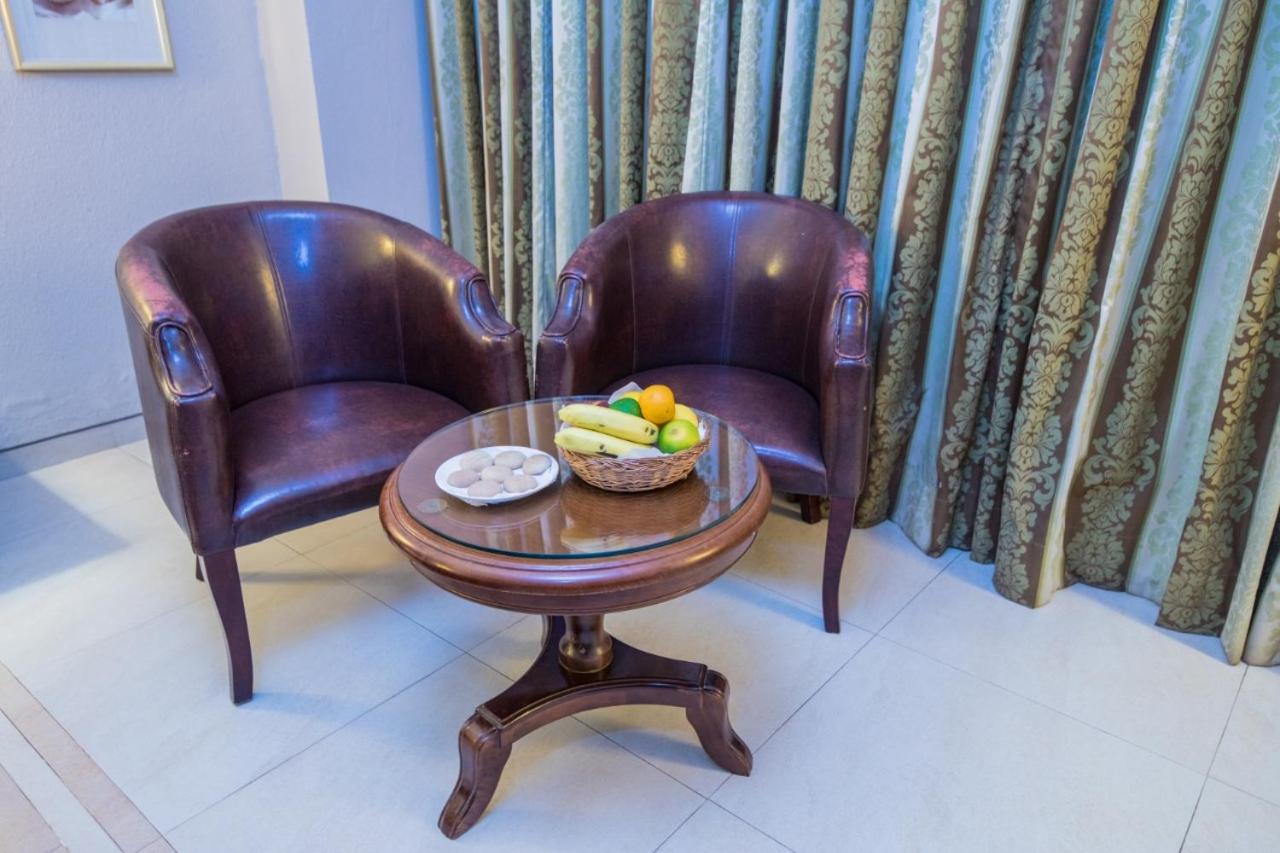 Neelam The Glitz Hotel Calangute Ngoại thất bức ảnh