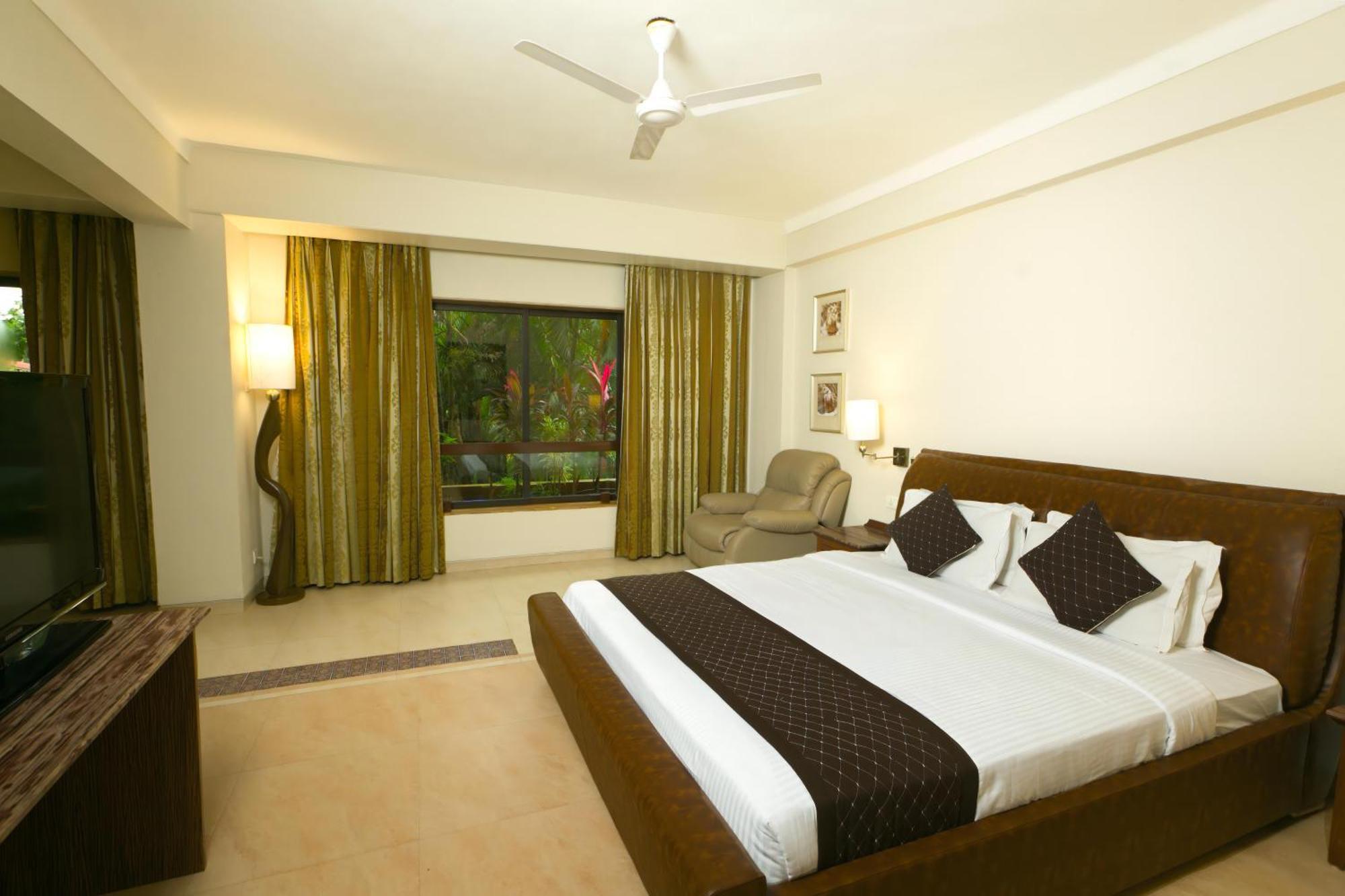 Neelam The Glitz Hotel Calangute Ngoại thất bức ảnh