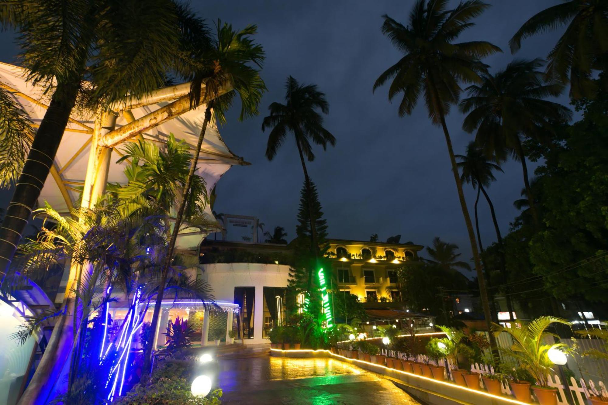 Neelam The Glitz Hotel Calangute Ngoại thất bức ảnh